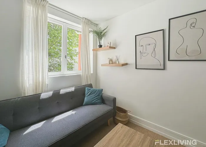 Flexliving - Whole Flat - Friant